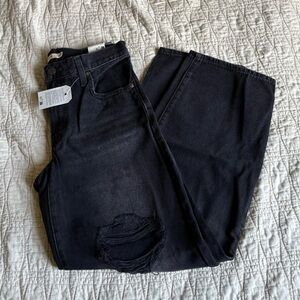 Levi’s baggy dad jeans